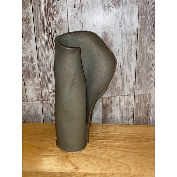 Original Gray Artisan Sculptural Art Design Vase Signed Helena - Picture 5 of 8